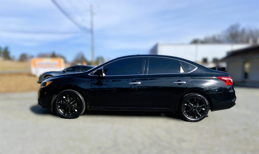 2017 Nissan Sentra SV's photo