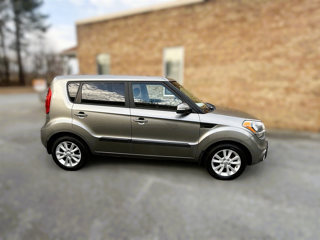 2013 Kia Soul +